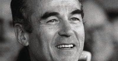 Lire la suite à propos de l’article « A la vie » Entretiens avec Robert Badinter de Darius Rochebin.